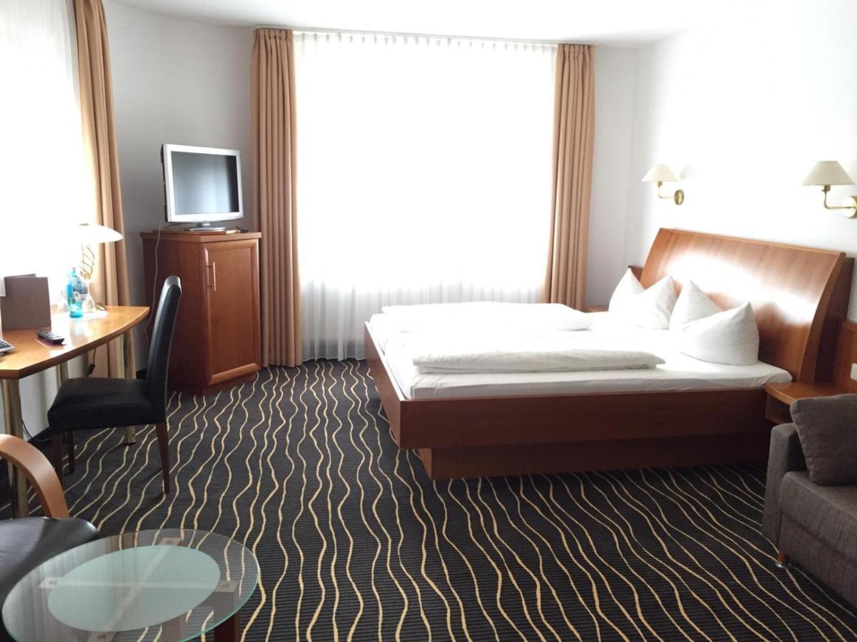 Hotel Zur Schoenen Aussicht Marktheidenfeld Extérieur photo