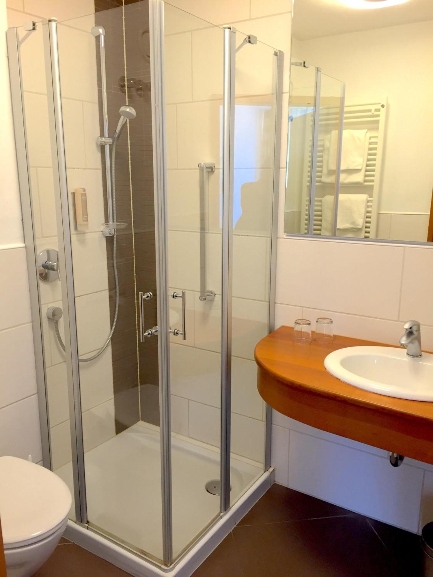 Hotel Zur Schoenen Aussicht Marktheidenfeld Extérieur photo