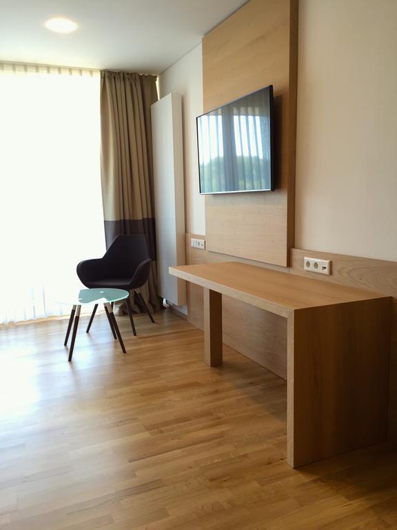 Hotel Zur Schoenen Aussicht Marktheidenfeld Extérieur photo